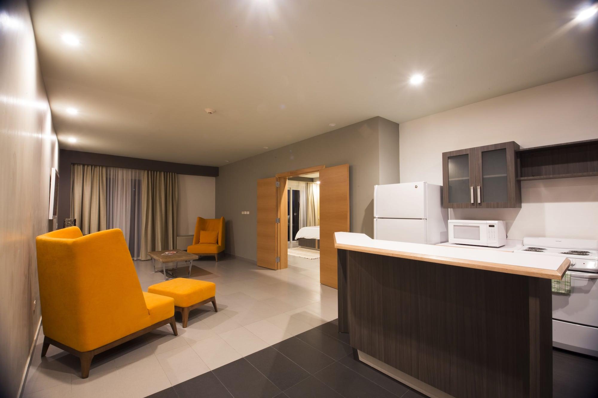 Kinam Hotel Petionville Exterior photo